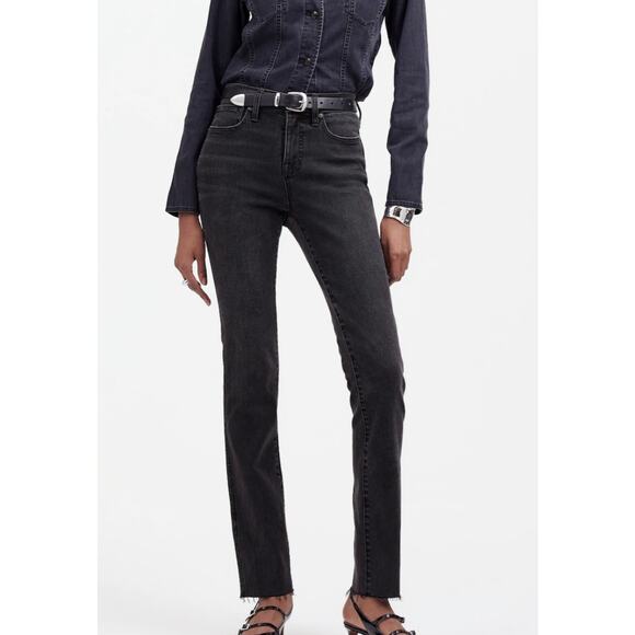 Madewell Mid-Rise Stovepipe Jeans in Armand Wash WMNS P27 Black Raw-Hem Petite - Picture 1 of 12